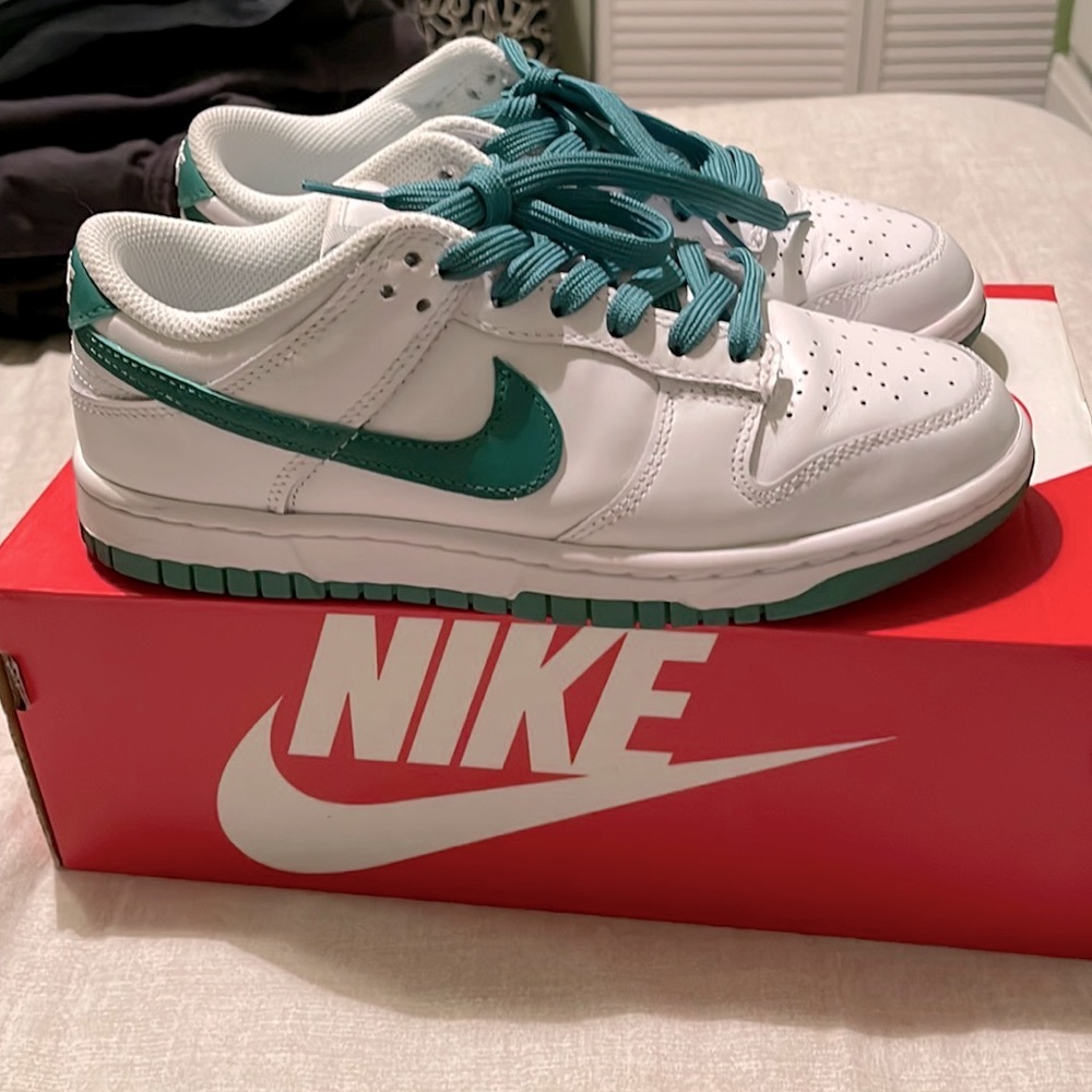 WOMENS DUNKS